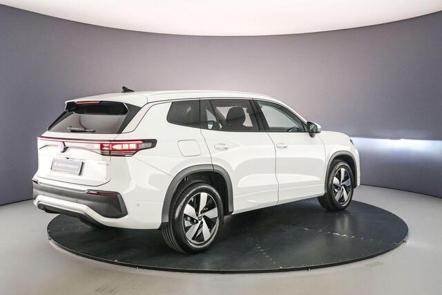 Volkswagen Tayron Life Edition 1.5 TSI eHybrid 204pk DSG Automaat Trekhaak, Achteruitrijcamera, Adaptive cruise control, Elektrische achterklep, Stoelverwarming, LED verlichting, Parkeersensoren