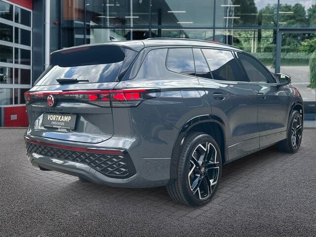 Volkswagen Tayron 1.5 E-HYBRID R-LINE 272PK PANO-DAK/CAMERA/TREKHAAK/MEMORY/LEDER/HenK