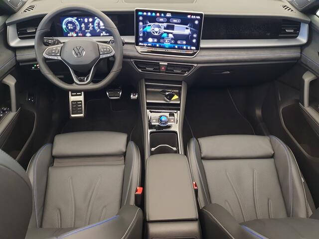Volkswagen Tayron 1.5 eHybrid 272pk DSG/AUT R-Line Wegklapbare trekhaak, Panoramadak, Harman/Kardon