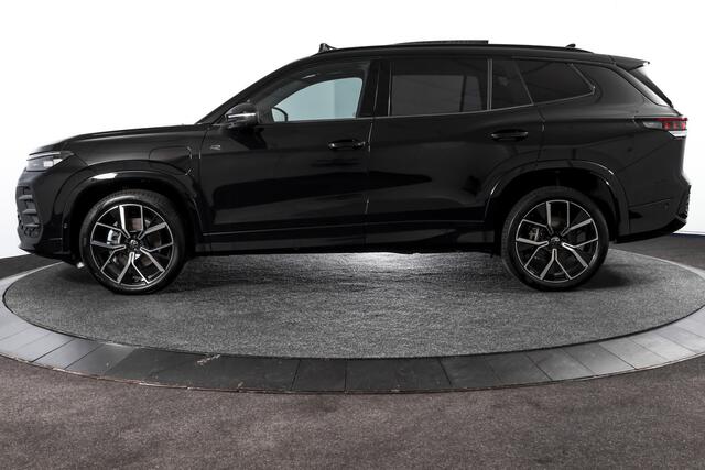 Volkswagen Tayron 1.5 eHybrid 272 PK R-Line Edition - Automaat | Black Style Pakket | S/K-Panodak | Elek. Trekhaak | Dig. Cockpit | Adapt. Cruise | Stoel-+Stuurverw. | PDC | 360 Camera | NAV+App. Connect | ECC | Elek. Klep | DAB | LM 20" | 0192