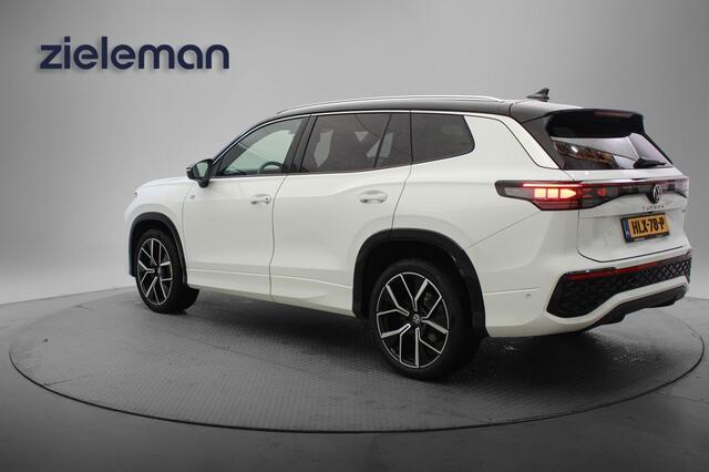 Volkswagen Tayron 1.5 eTSI R-Line Edition 7 Persoons Automaat - Carplay, Camera, Stoelverw.