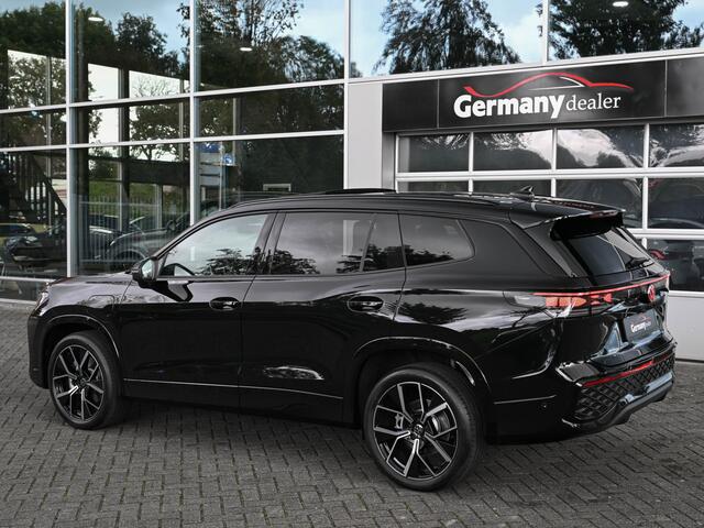 Volkswagen Tayron 1.5 eHybrid 272pk R-Line Edition NIEUW! Pano ACC BSM Sfeerverl. Elektr.Klep Tr.haak VOL!!