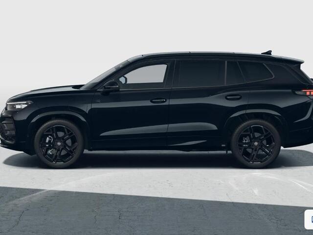 Volkswagen Tayron 1.5 eHybrid 272 Pk Automaat R-Line Edition | Black Style | Panoramadak | Trekhaak | 20 Inch | Full LED | Nieuw!!