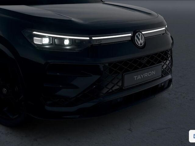 Volkswagen Tayron 1.5 eHybrid 272 Pk Automaat R-Line Edition | Black Style | Panoramadak | Trekhaak | 20 Inch | Full LED | Nieuw!!