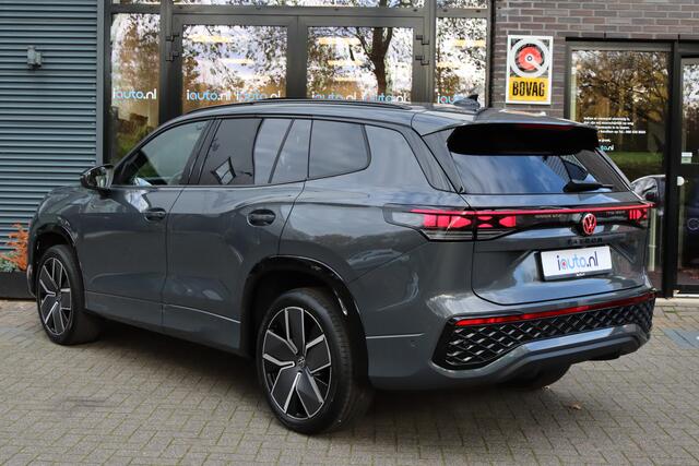 Volkswagen Tayron 1.5 eHybrid 272PK R-Line Black Style IQ.Light/Pano/Keyless/Camera/DCC/ACC/Dodehoek/20"/Trekhaak