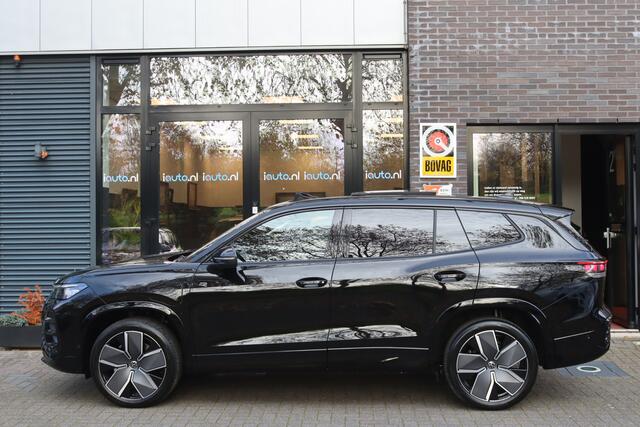 Volkswagen Tayron 1.5 eHybrid 272PK R-Line Black Style IQ.Light/Pano/Keyless/Camera/DCC/ACC/Dodehoek/20"/Trekhaak