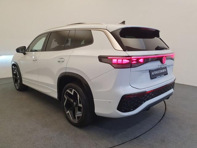 Volkswagen Tayron 1.5 eHybrid 272pk DSG/AUT R-Line Wegklapbare trekhaak, Panoramadak, Harman/Kardon