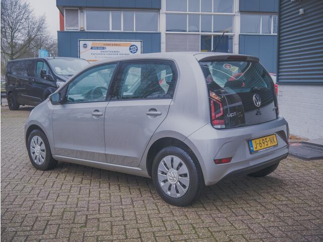 Volkswagen UP! 1.0 BMT move up!