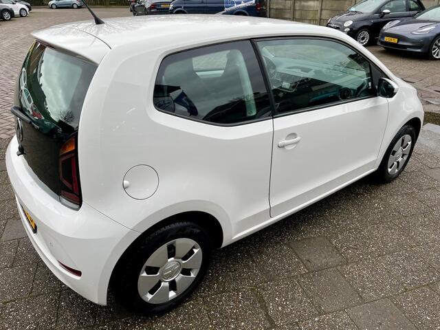 Volkswagen UP! 1.0 BMT TAKE UP!