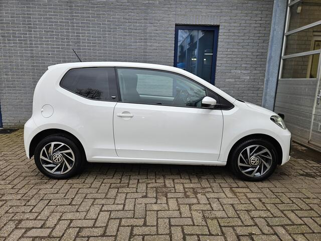 Volkswagen UP! 1.0 move up! SOUND Inclusief Afleveringskosten