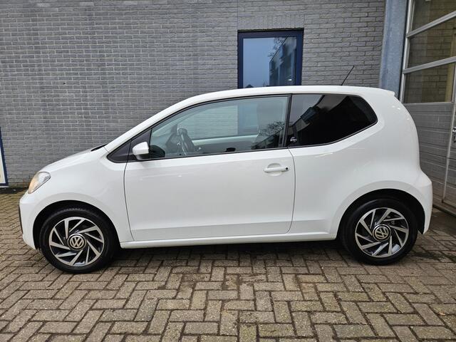Volkswagen UP! 1.0 move up! SOUND Inclusief Afleveringskosten