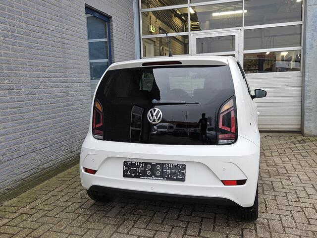 Volkswagen UP! 1.0 move up! SOUND Inclusief Afleveringskosten