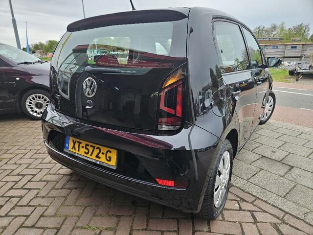 Volkswagen UP! 1.0 BMT move up!