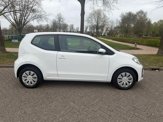 Volkswagen UP! 1.0 BMT high up!