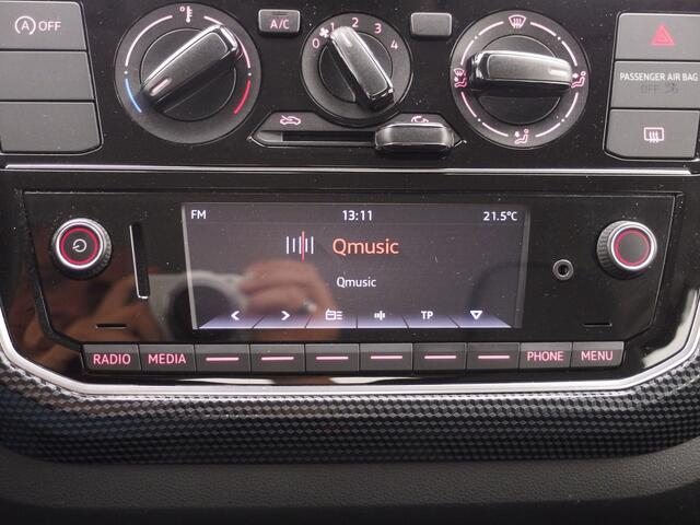 Volkswagen UP! 1.0 BMT move up! AIRCO / BLUETOOTH / ELEK RAMEN / NL-AUTO