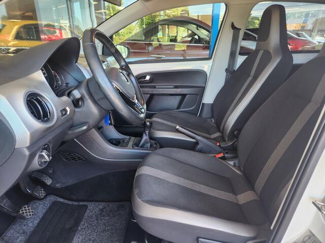 Volkswagen UP! 1.0 TSI 90pk! HIGH UP!, Clima, Cruise, PDC, 15 inch lichtmetaal
