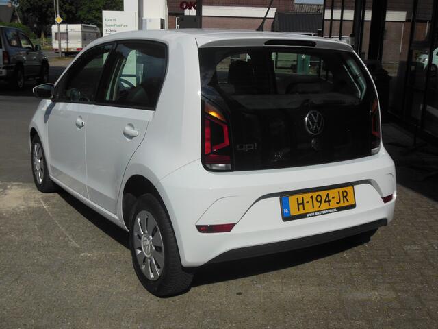 Volkswagen UP! 1.0 BMT take up! Staat in De Krim