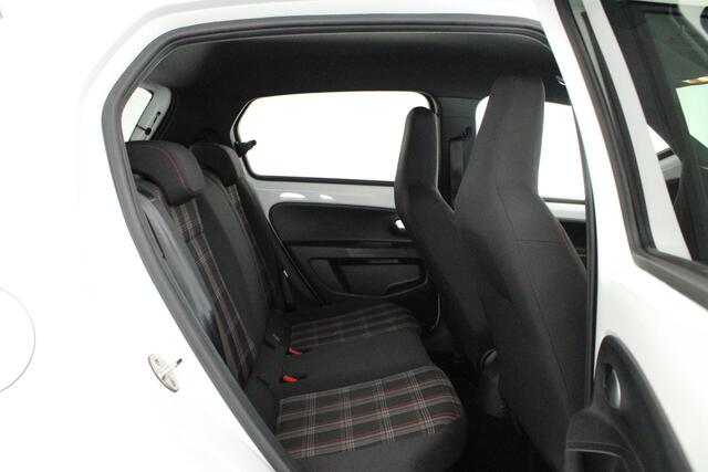 Volkswagen UP! 1.0 TSI 116pk GTI Stoelverwarming Maps&More Parkeersensoren Climate Control