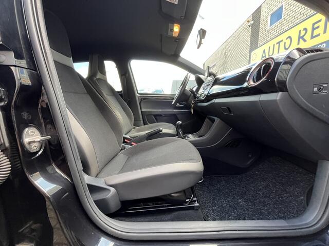 Volkswagen UP! 1.0 high up! BlueM. Colour Edition Airco, stoelverwarming