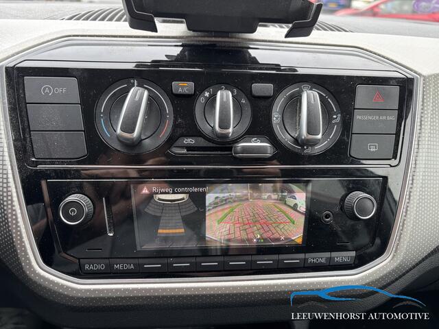 Volkswagen UP! 1.0 BMT high up! Camera, Clima, PDC, orig. NL-auto, unieke km stand