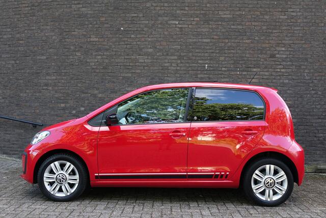 Volkswagen UP! 1.0 BMT up! beats, panoramadak, airco, PDC, Cruise control, Camera All season banden