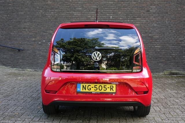 Volkswagen UP! 1.0 BMT up! beats, panoramadak, airco, PDC, Cruise control, Camera All season banden