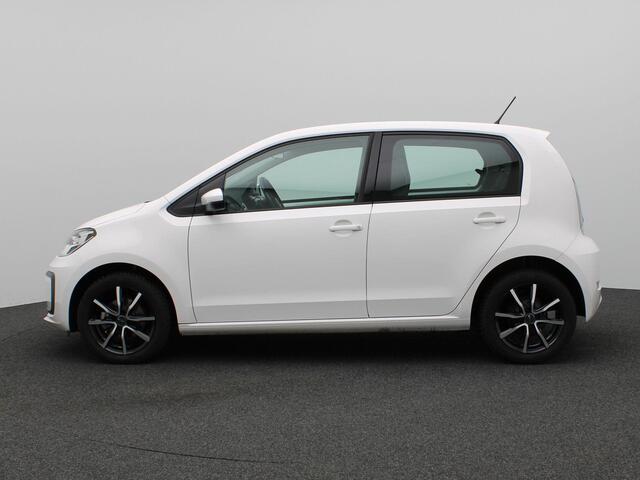 Volkswagen UP! 1.0 BMT move up! 60PK Achteruitrijcamera, Airco, Cruise Controle, DAB+, Parkeersensoren Achter, Multifunctioneel Stuurwiel, In hoogte verstelbare stoelen, 15" LM Velgen