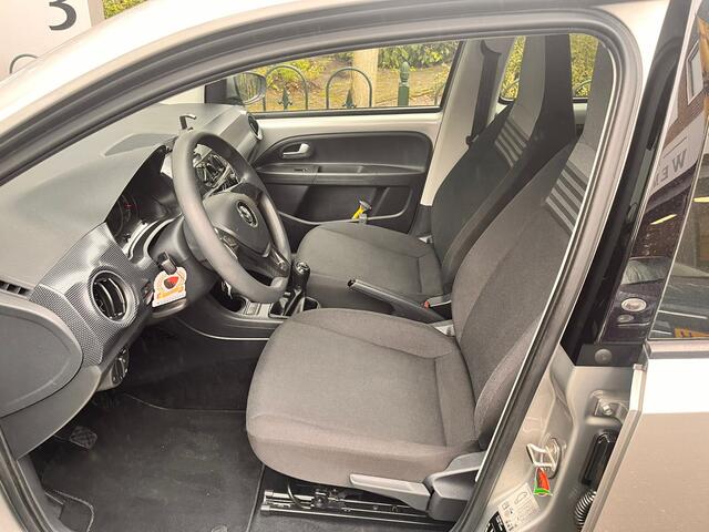 Volkswagen UP! 1.0 BMT move up!