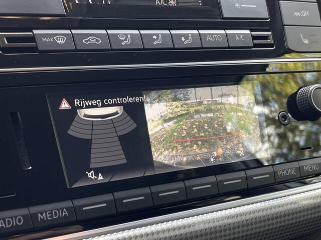 Volkswagen UP! e-Up! e-up! Style Plus (Camera,Clima,LM,Cruise)