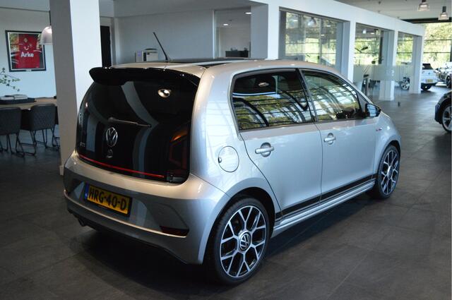 Volkswagen UP! 1.0 TSI GTI clima cruise camera pdc 17 inch 116 pl !!