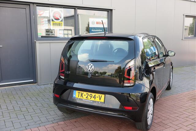Volkswagen UP! 1.0 BMT 60pk move up! , DAB+ radio, Maps&More , Airco , etc Cruisecontrol tegen ¤550,- meerprijs .