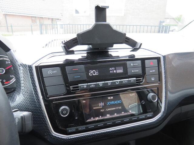 Volkswagen UP! 1.0 BMT Move Up! Executive * Rijklaarprijs incl. garantie * Camera * Cruise Control * Clima * Parkeersensoren