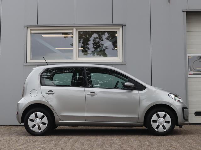 Volkswagen UP! 1.0 BMT move up!