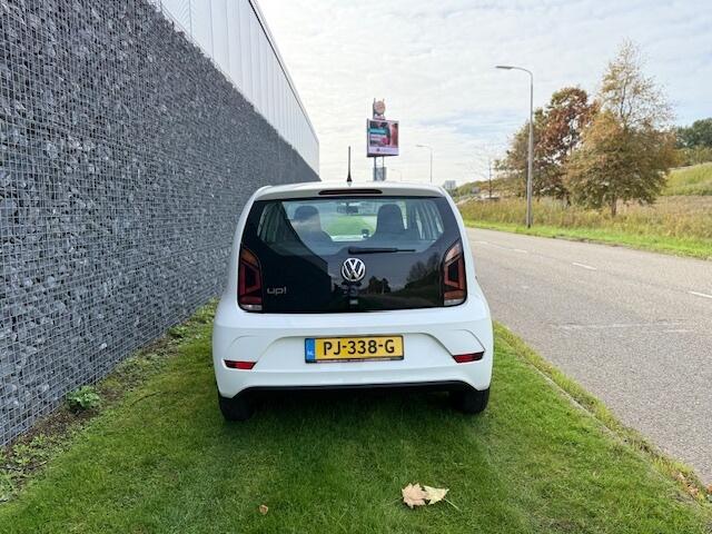 Volkswagen UP! 1.0 BMT take up! 5Drs/Airco