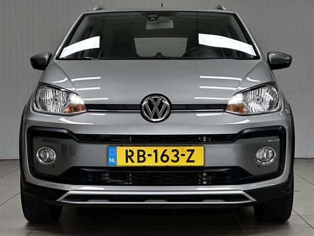 Volkswagen UP! 1.0 TSI BMT cross up! /DAB+! /Stoelverw. /Climat /Cruise /Elek. pakket /Bluetooth /Regensensor /16"LMV /PDC /Getint glas /LED Dagrijverl. /Mistlampen.