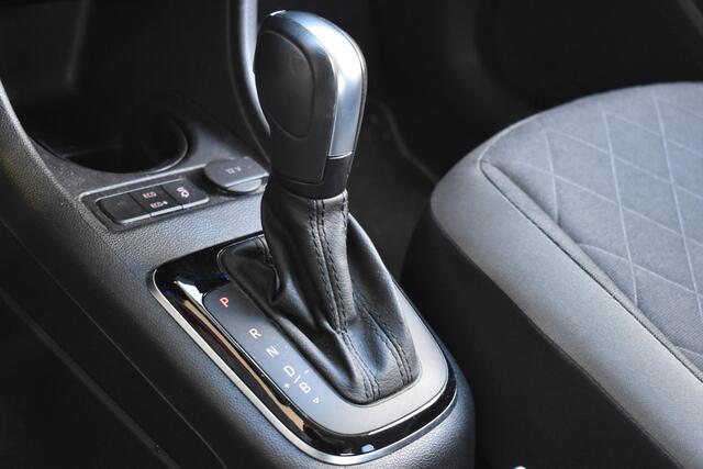 Volkswagen UP! e-Up! e-up! Style Sport | All-seasons | Stoelverwarming | Camera | 12 mnd BOVAG garantie | Whatsapp 06-53188999