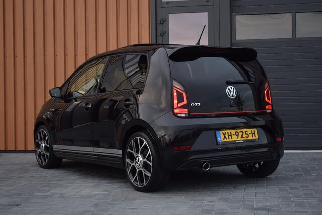 Volkswagen UP! GTI 1.0 TSI 116pk | Origineel NL | Pano | Beats | Camera