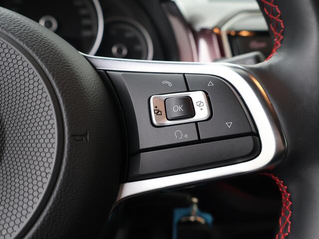 Volkswagen UP! 1.0 TSI GTI | 116 PK | Multifunctioneel stuurwiel | Cruisecontrol | Stoelverwarming |