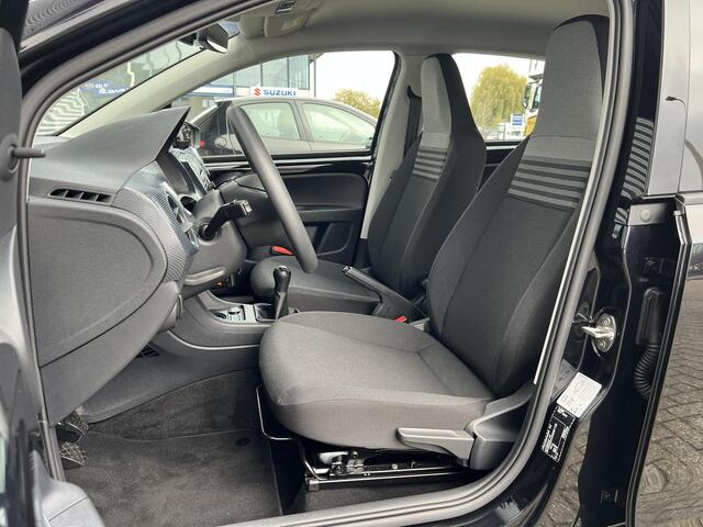 Volkswagen UP! 1.0 | NL auto | dec. 2023 | Parkeersensoren | Bluetoothverbinding | Achteruitrijcamera | Lage KM-stand