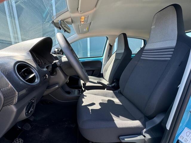 Volkswagen UP! 1.0 BTM 65pk Style | Camera | Cruise | Stoel verwarming