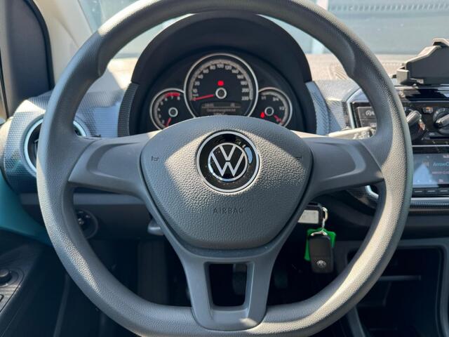 Volkswagen UP! 1.0 BTM 65pk Style | Camera | Cruise | Stoel verwarming