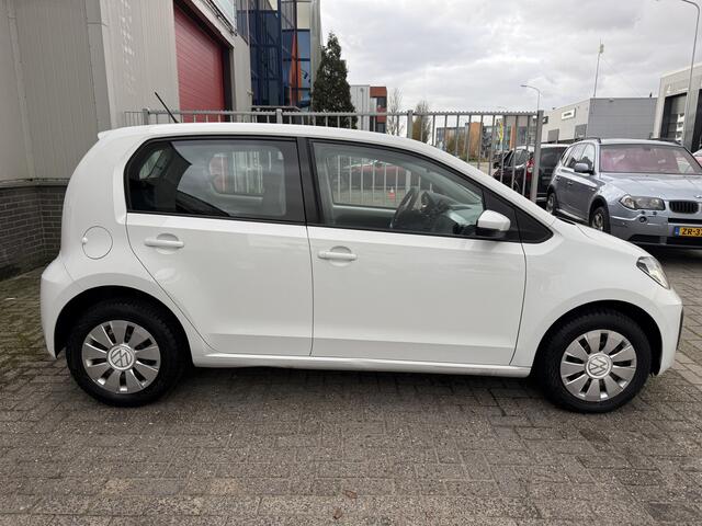 Volkswagen UP! 1.0 BMT move up!
