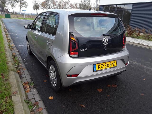 Volkswagen UP! 1.0 BMT MOVE UP!