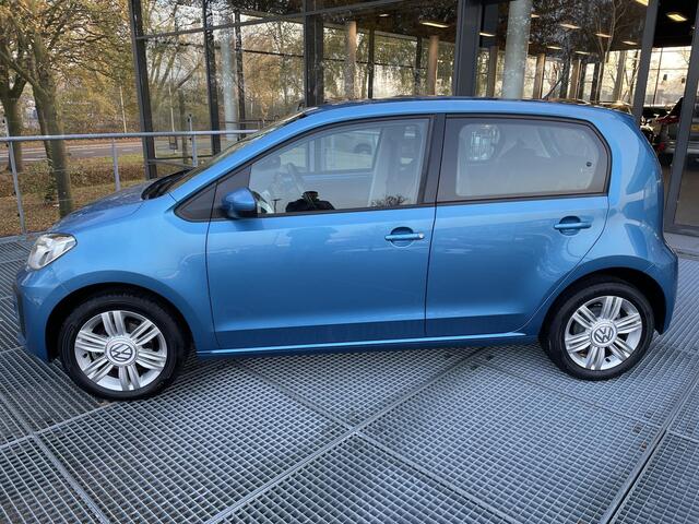Volkswagen UP! 1.0 BMT high up! | Achteruitrijcamera | Cruise Control | Airco |