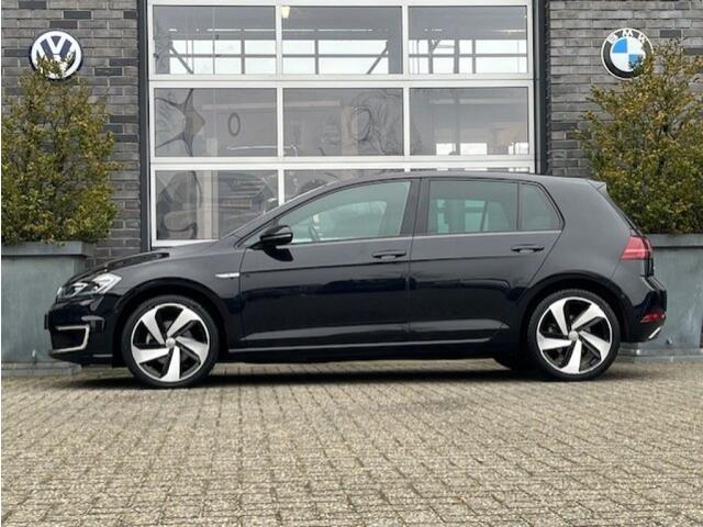 Volkswagen e-Golf 100KW - LEDER - SPORTST. - VIRTU - DYNAUDIO - CAMERA - 18 INCH
