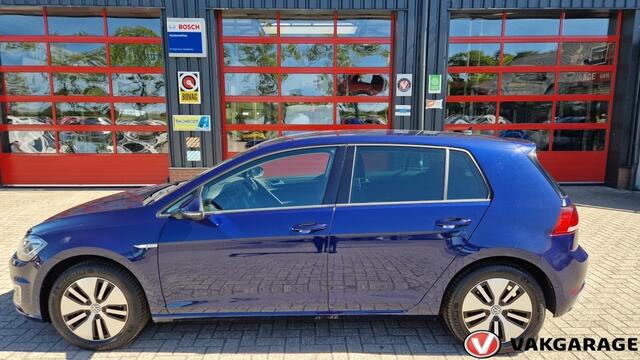 Volkswagen e-Golf e-Golf