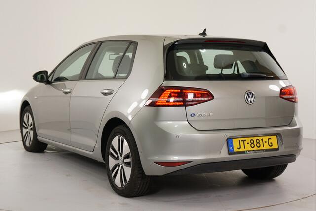 Volkswagen e-Golf e-Golf | Stl. verw. | Navigatie | LED | PDC | Inparkeer |