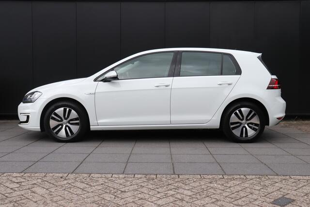 Volkswagen e-Golf 116 PK | NAVI | STOELVERWARMING | PARK PILOT