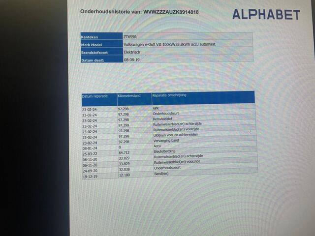 Volkswagen e-Golf Electric - Carplay, Camera, Leer, Stoelverw. Digtal cockpit