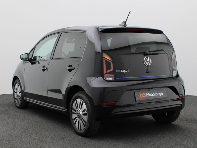 Volkswagen e-Up e-Up! Max 260 km range CCS, Stoel- en voorruitverwarming, achteruitrijcamera, Parkeerhulp achter, 15'' lichtmetaal